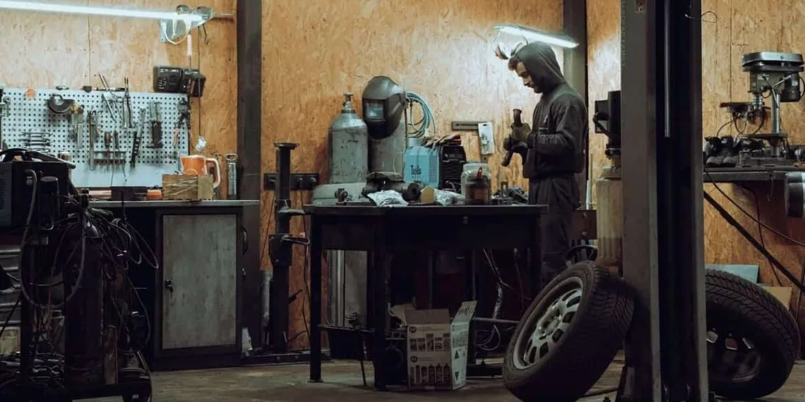 carros usados mecanico 1 Carros Usados com Manutenção Barata: 5 Modelos Confiáveis para Comprar em 2024