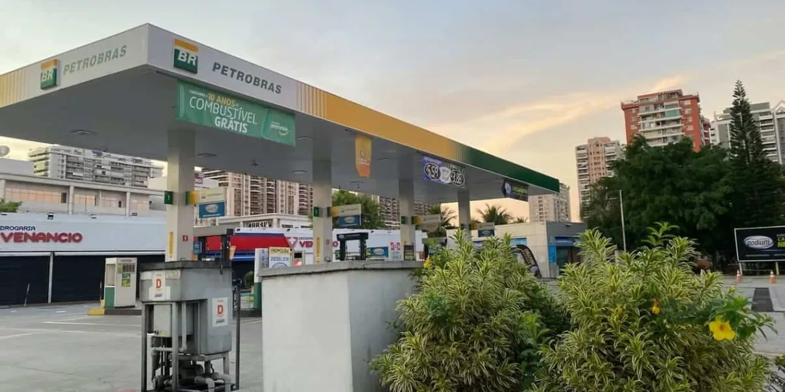 petrobras aumento capa Petrobras aumentará gasolina em 9 de julho: veja qual será o preço