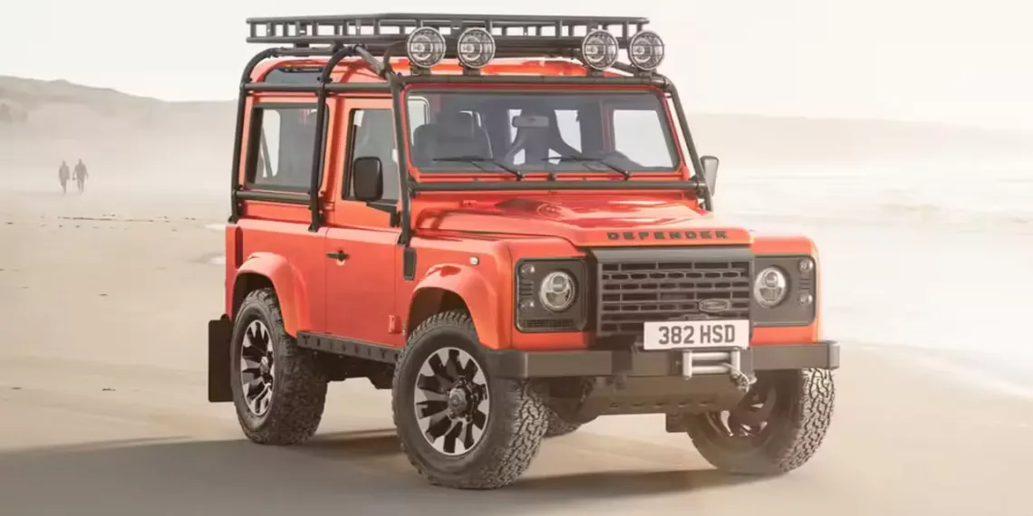 landroverdefenderv8bespoke cp Land Rover Defender Clássico ressurge com Motor V8; O preço? R$ 1,4 Milhão!