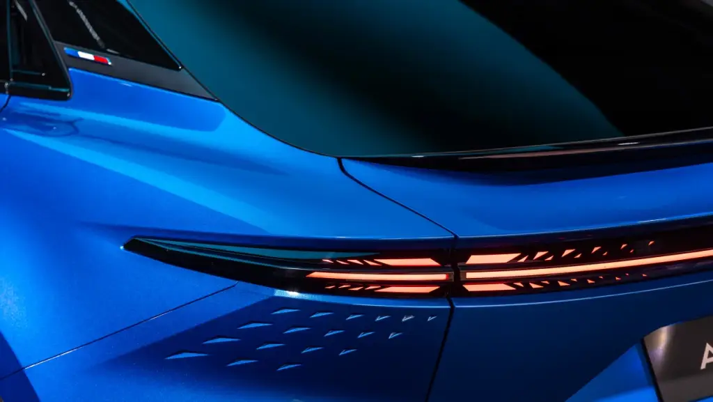 Alpine A390 2025 10 Alpine A390 elétrico: o novo rival europeu que promete acelerar o coração dos entusiastas