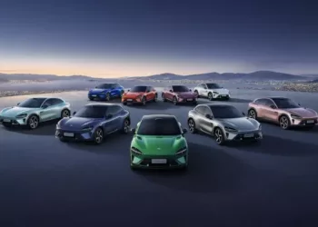 8c0f2ab574afc812ed5ef9c5ae811fdf 2048x1536 1 Xiaomi lança SU7 Ultra e YU7: marca acelera com força total no mercado de carros elétricos