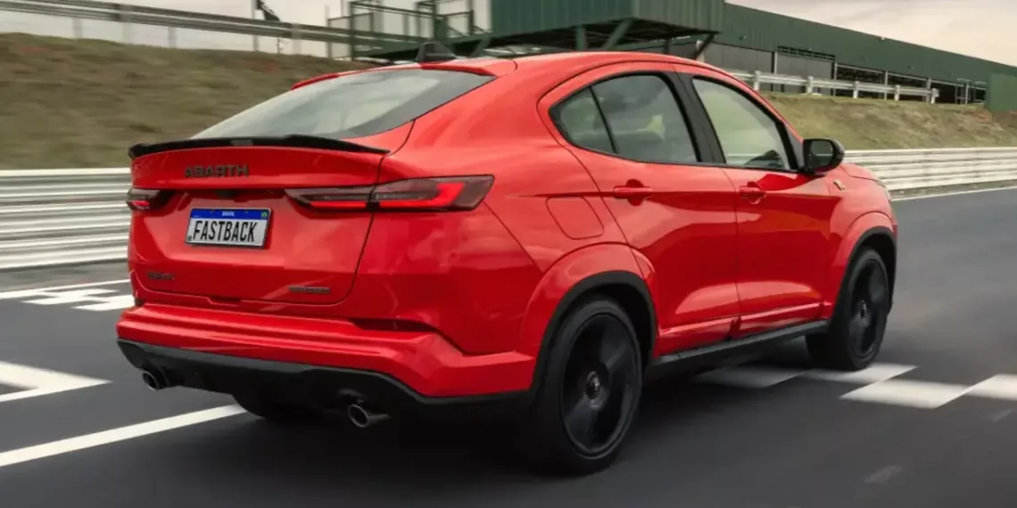 Fiat Fastback Abarth My26 005 Novo Fiat Fastback 2026 aposta em sofisticação: veja preços, versões e tudo o que mudou no SUV cupê