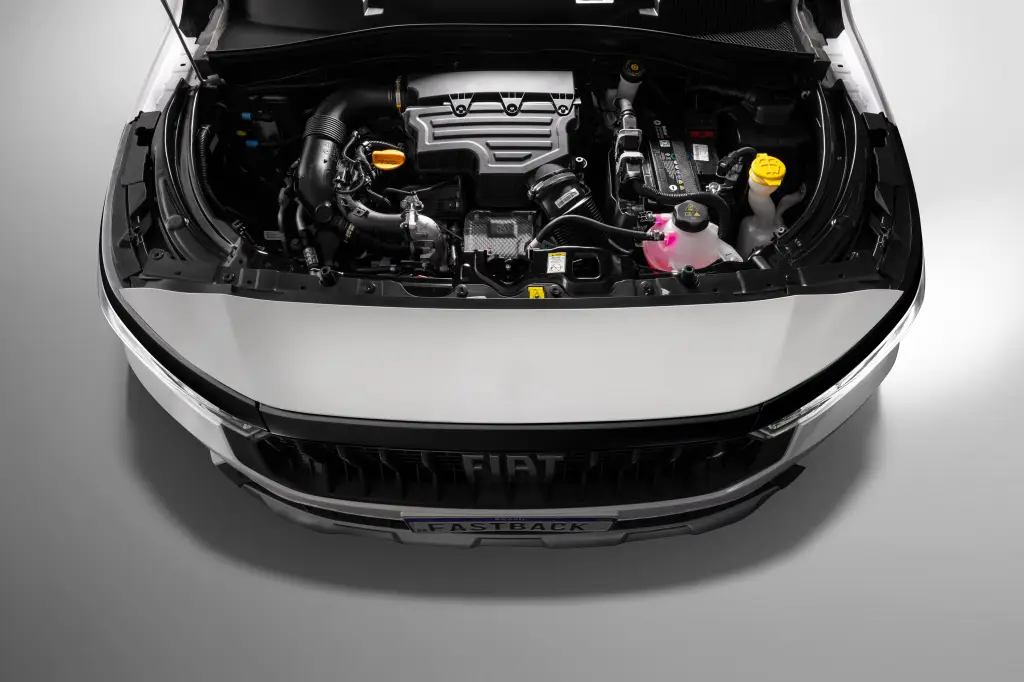 Fiat Fastback Impetus My26 042 Desconto gigante no Fiat Fastback 2026 faz SUV híbrido custar menos que Polo e Tera