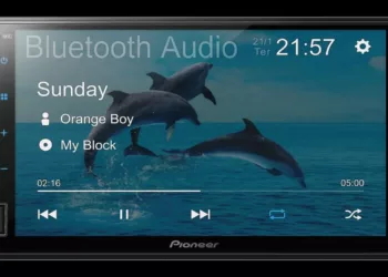 Pioneer lanca multimidia com foco no motorista brasileiro Divulgacao 2 Multimídia Pioneer DMH-145BR traz recursos inteligentes para o dia a dia urbano