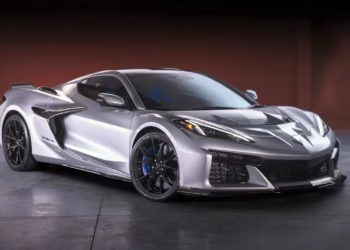 chevrolet corvette zr1x9 Chevrolet Corvette ZR1X surpreende com V8 híbrido, tração integral e 1.267 cv