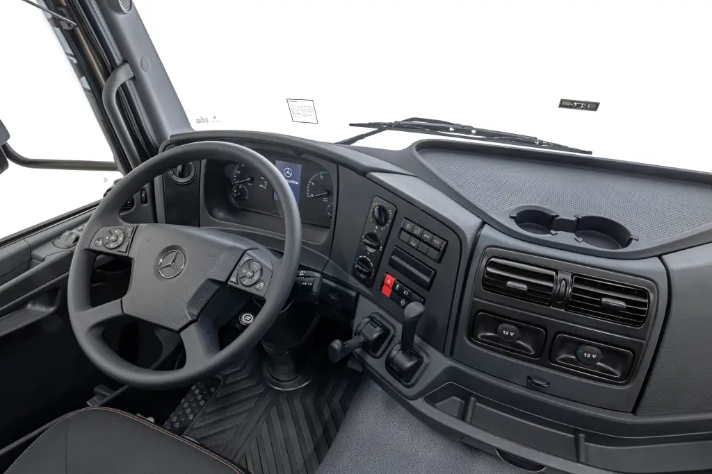 032A0767 Axor NR 1 Mercedes-Benz Axor 2026 retorna ao Brasil com motor Euro 6 e pacote tecnológico robusto