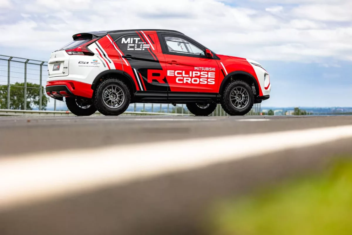 tom papp eclipse cross r 9 scaled.jpg Fábrica da Mitsubishi transforma Catalão em potência automotiva e mira veículos elétricos