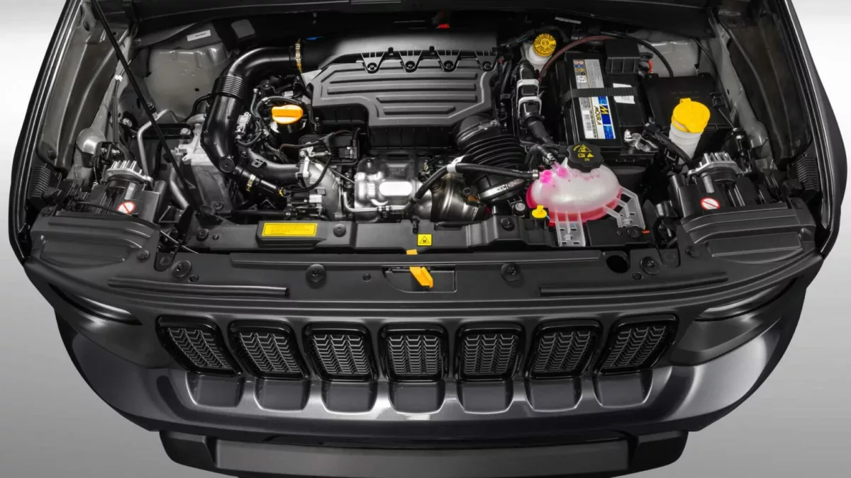 Jeep Renegade Altitude 2025 13 1536x864 1 Jeep Renegade Altitude tem desconto de R$ 17 mil em agosto e aposta no custo-benefício para manter liderança