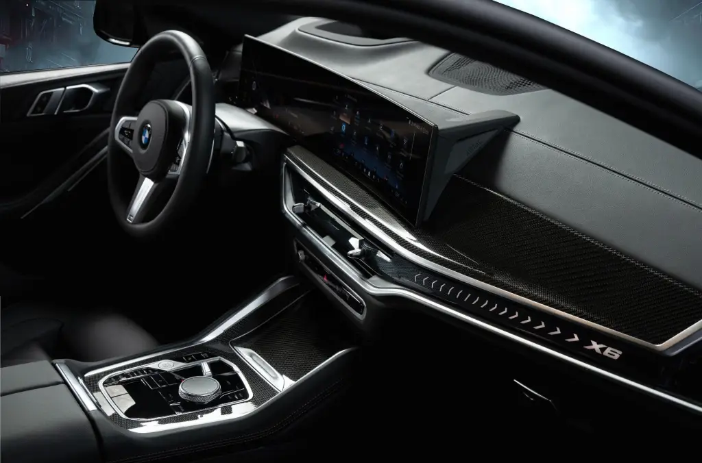 P90614071 lowRes e1754494250347 BMW X6 Dark Edition é lançada no Brasil com apenas 50 unidades e estilo agressivo