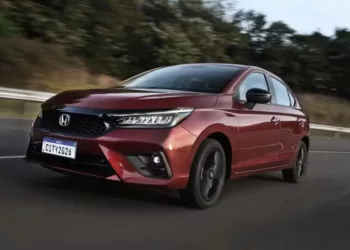 honda city touring sport 2025 dianteira dinamica Honda City Touring Sport estreia como topo de linha e aposta em apelo esportivo