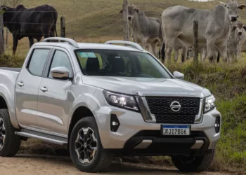 nissan frontier xe 2025 Nissan Frontier tem até R$ 55 mil de desconto em campanha para esvaziar estoques no Brasil