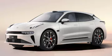 Geely Zeekr 001 2026 01 Zeekr 001 2026 estreia com 912 cv e aceleração de supercarro
