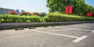 garagem estacionamento Garagem de condomínio precisa seguir padrão de tamanho?